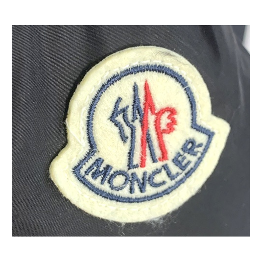 Moncler Cinched-Waist Fur-Trim Hooded Down Jacket - Black